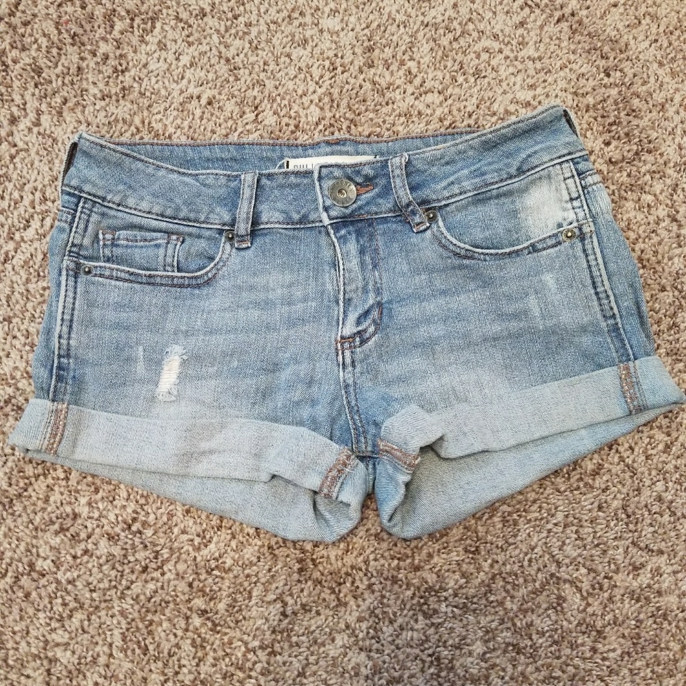 Bullhead light denim shorts